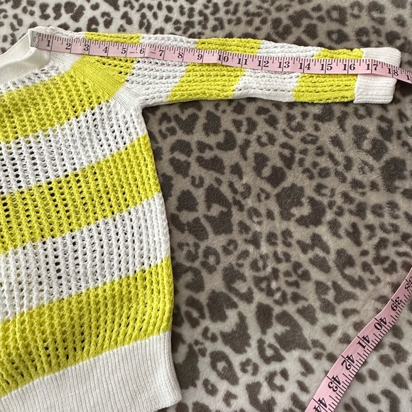 GapKids Striped Open Weave Sweater in Yellow & White Size Small 6 7 - Picture 15 of 17